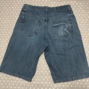 RocaWear Jean Shorts Men’s 40 Blue Denim Baggy Fit Medium Wash OG Y2K Vtg